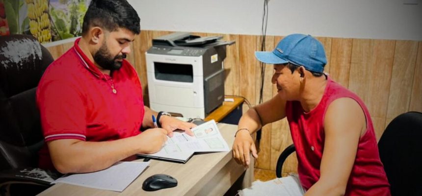 O Instituto de Desenvolvimento Agropecuário e Florestal Sustentável do Estado do Amazonas (Idam) deu início, nesta segunda-feira (27), ao recebimento de inscrições de produtores rurais e agricultores familiares de Anori (distante 195 quilômetros de Manaus) para o Programa de Aquisição de Alimentos (PAA). A ação ocorre até o dia 7 de fevereiro na Unidade Local (UnLoc) do órgão no município.